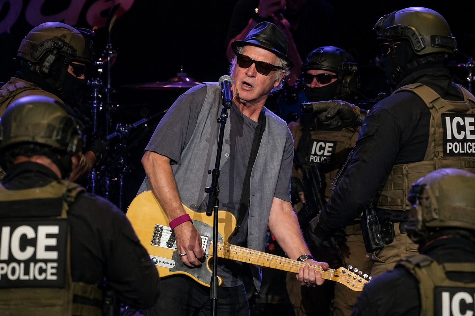 Tommy Two-Tone performing live